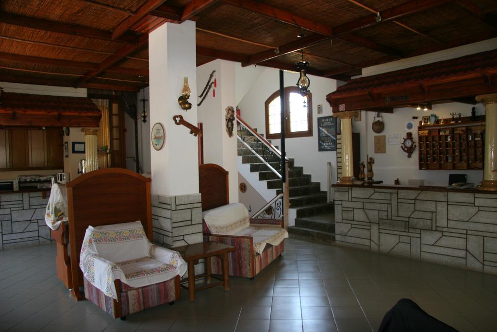 Armonia Hotel Matala Exterior foto