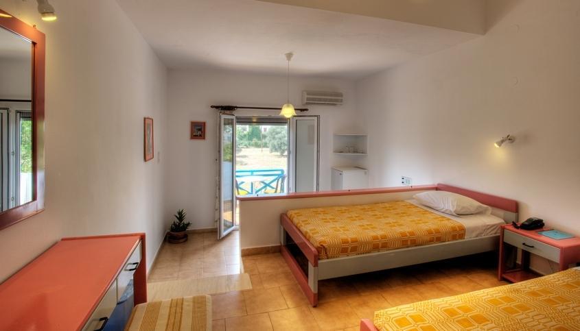 Armonia Hotel Matala Quarto foto